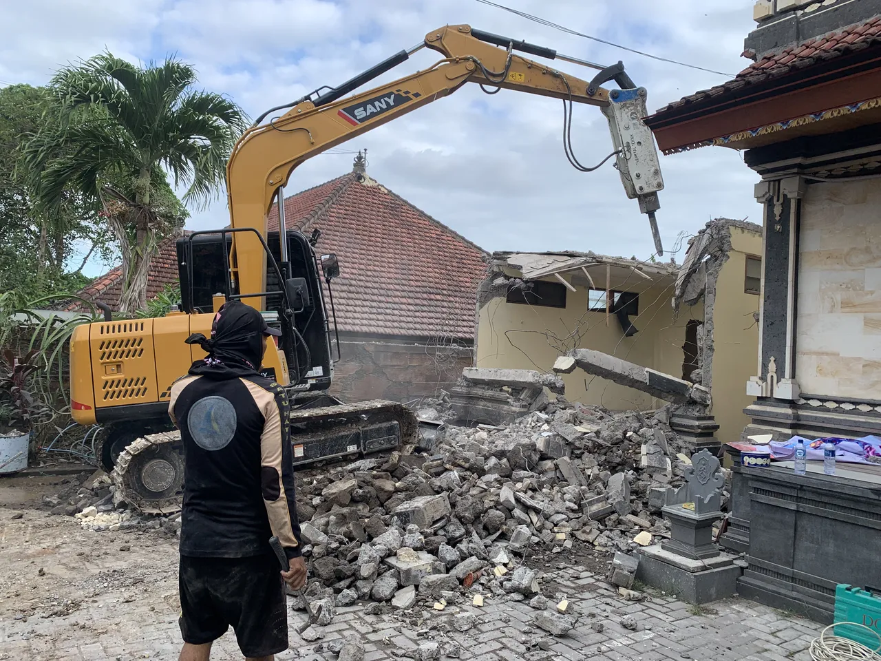 Galian & cut fill lahan dengan excavator JKR Bali – foto 5
