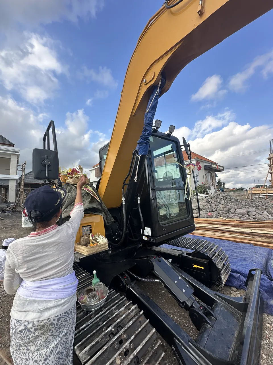 Pekerjaan bore pile & breaker excavator JKR Bali – foto 12