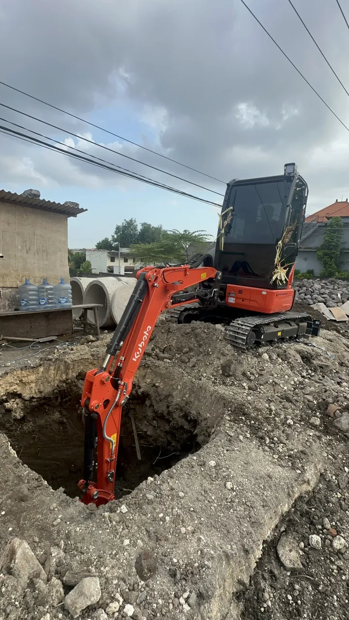 Dokumentasi proyek sewa excavator Bali – JKR – foto 49
